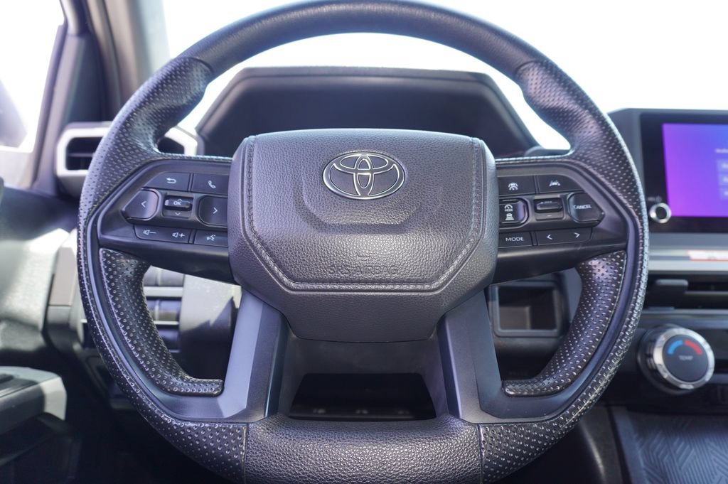Certified 2025 Toyota Tacoma SR5 AWD/4WD image 20