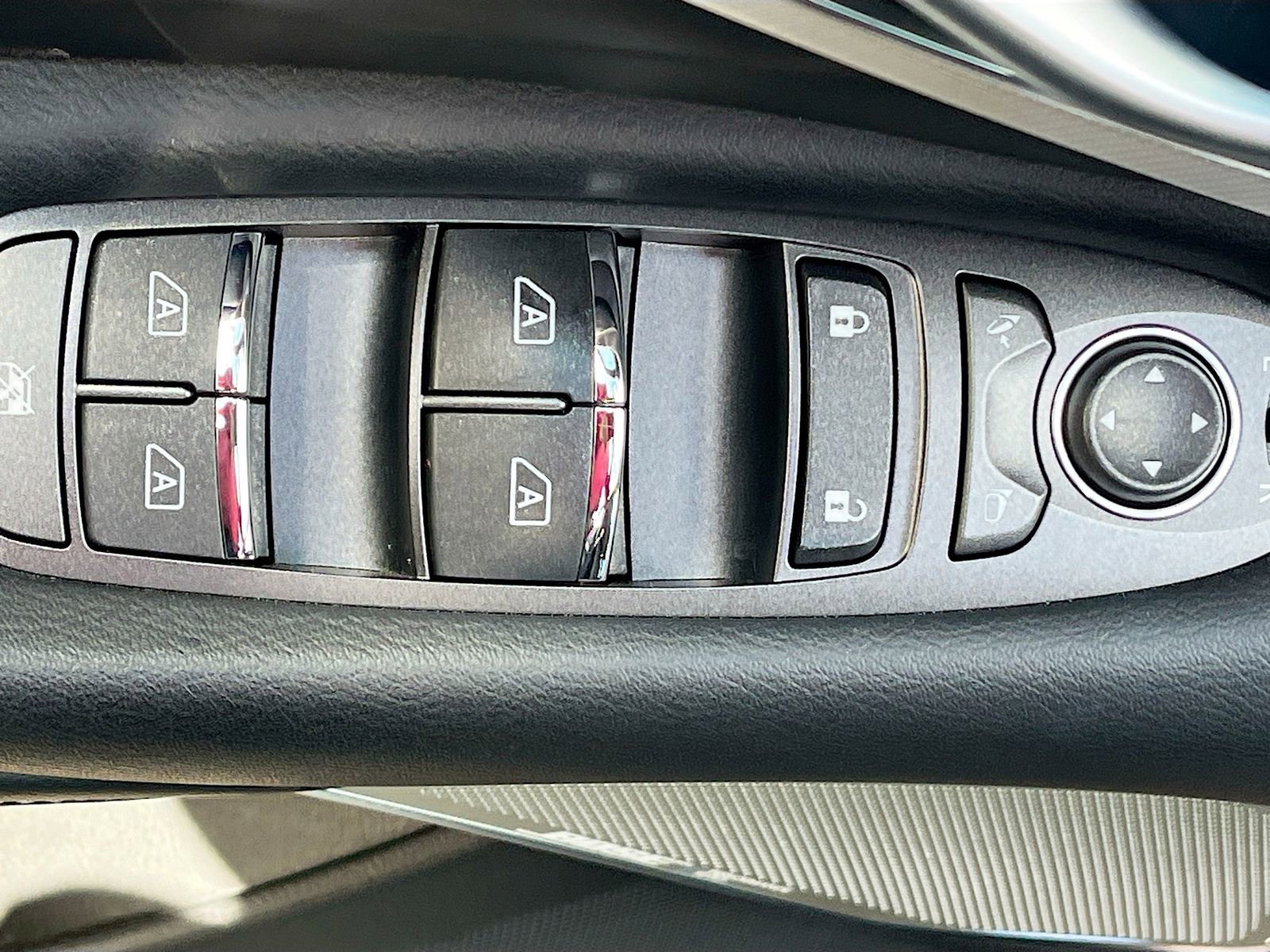 Used 2022 INFINITI Q50 Luxe w/ Cargo Package image 17