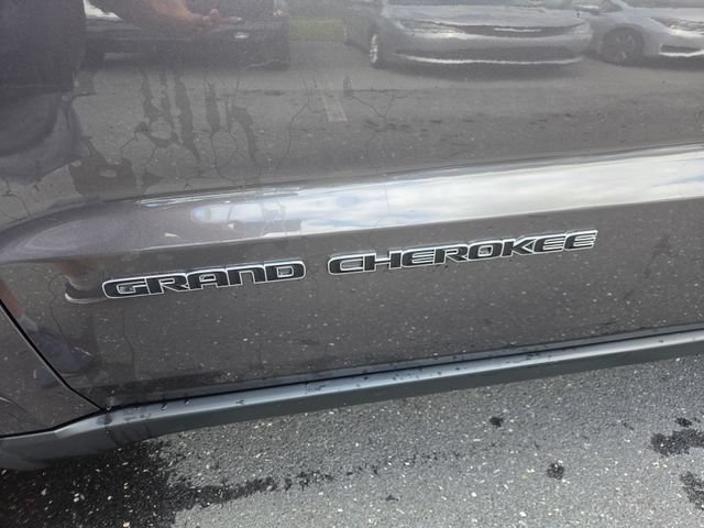 Certified 2021 Jeep Grand Cherokee Laredo X AWD/4WD image 21