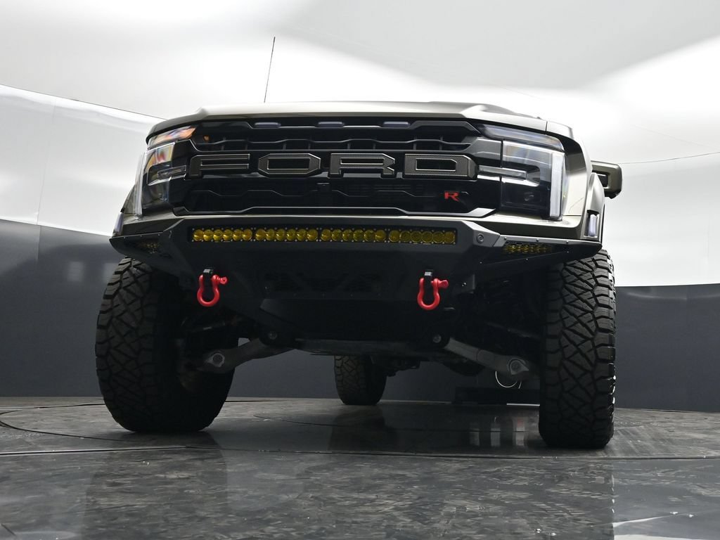Certified 2025 Ford F150 Raptor w/ Equipment Group 803A Raptor R AWD/4WD image 46