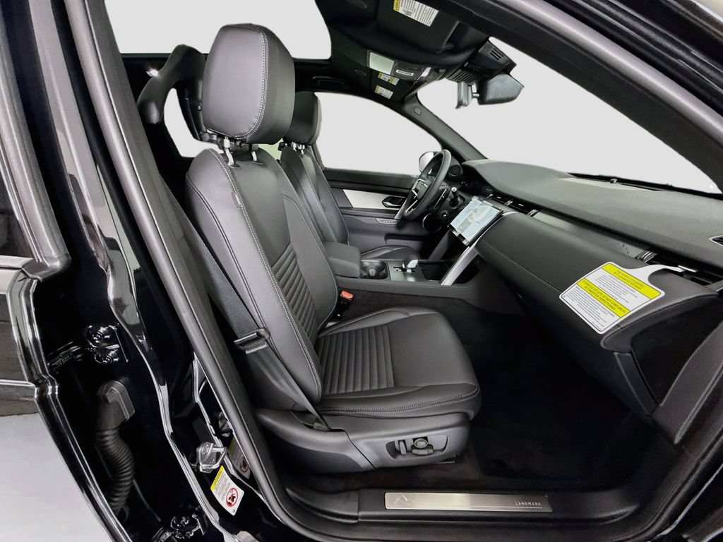 New 2026 Land Rover Discovery Sport Landmark AWD/4WD image 20