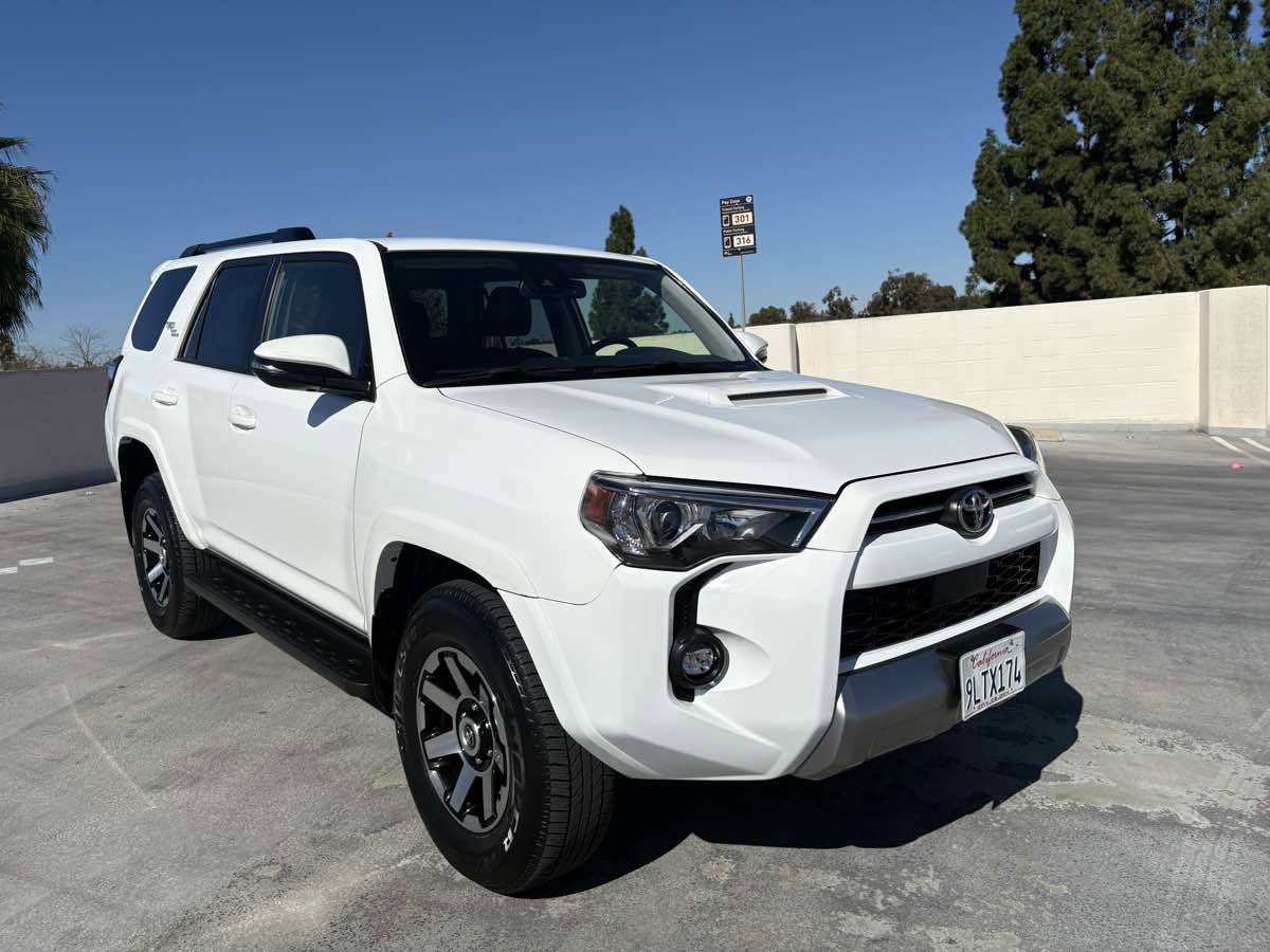 Used 2024 Toyota 4Runner TRD Off-Road Premium image 44