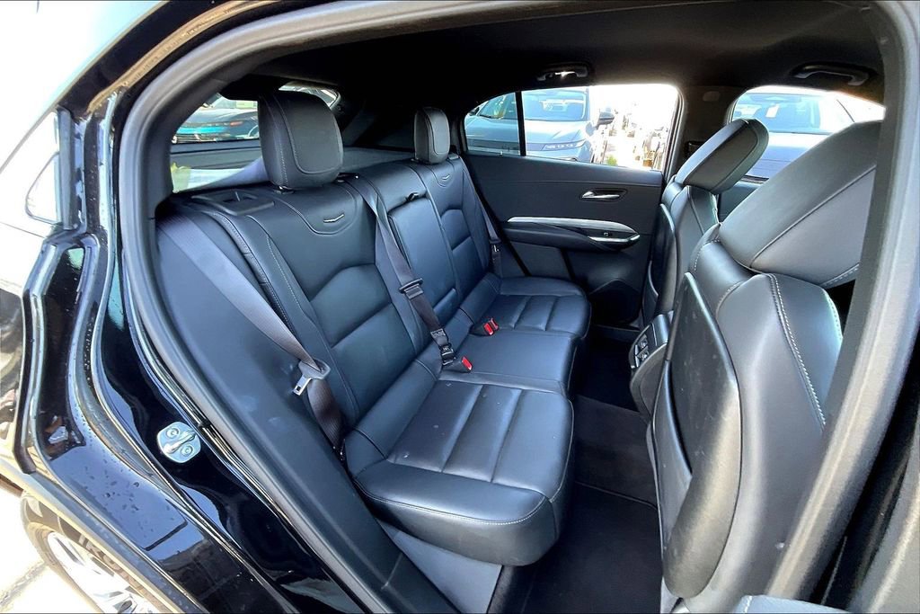 Used 2025 Cadillac XT4 Premium Luxury image 25