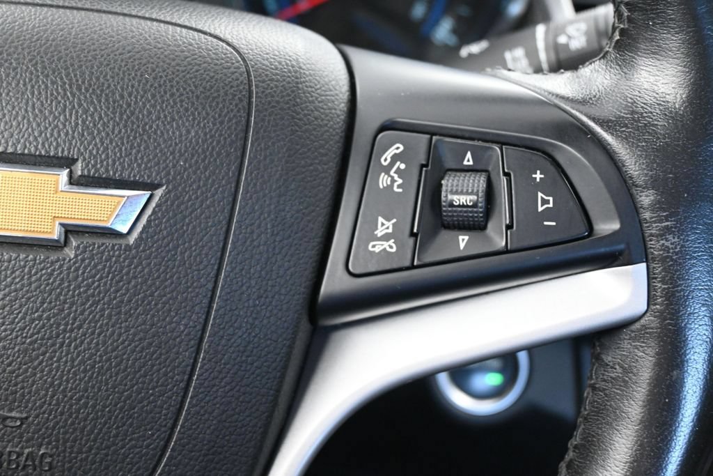 Used 2013 Chevrolet Cruze LTZ FWD image 40