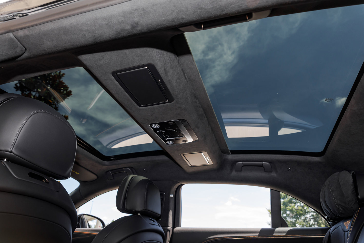 New 2025 Bentley Flying Spur Plug-In Hybrid image 30