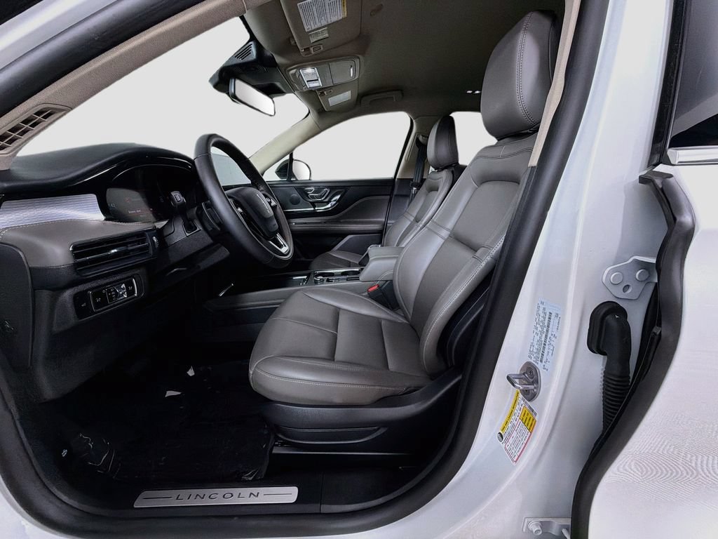 Certified 2025 Lincoln Corsair FWD image 21
