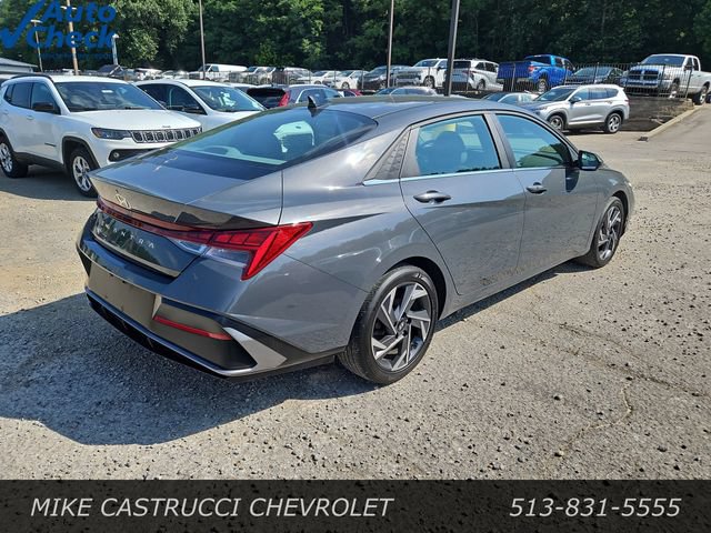 Used 2024 Hyundai Elantra SEL w/ Convenience Package FWD image 5