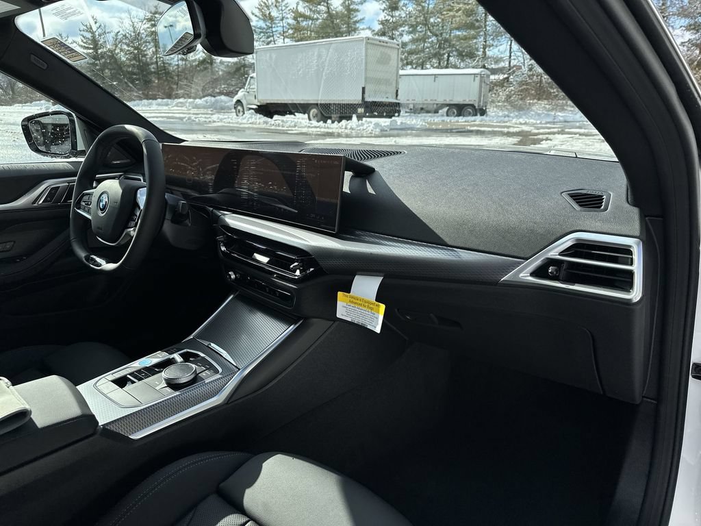 Used 2025 BMW i4 xDrive40i w/ Premium Package AWD/4WD image 32