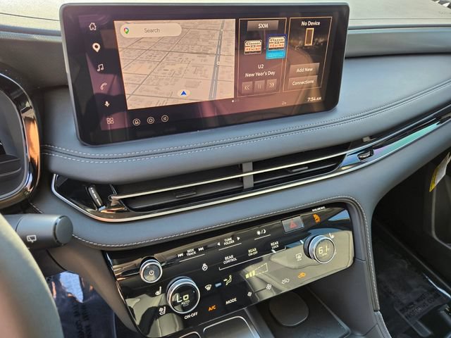 New 2027 INFINITI QX60 Luxe FWD image 33