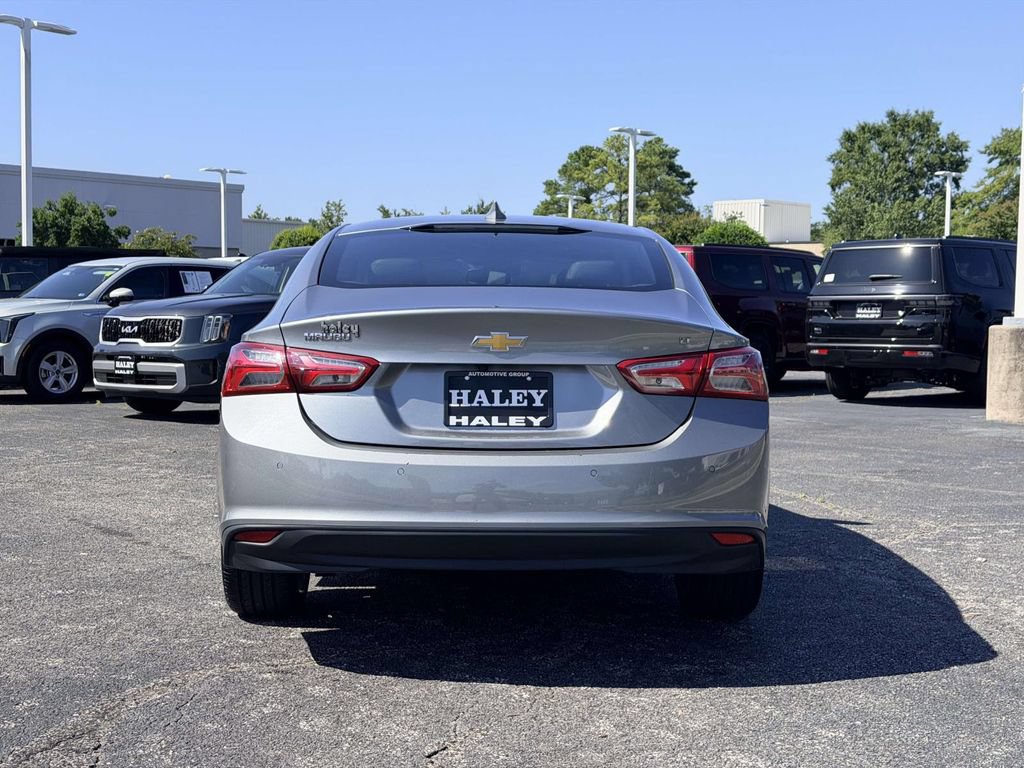 Used 2024 Chevrolet Malibu LT FWD image 3