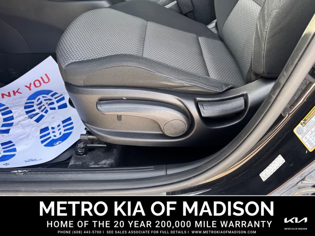 Used 2021 Kia Soul LX image 12