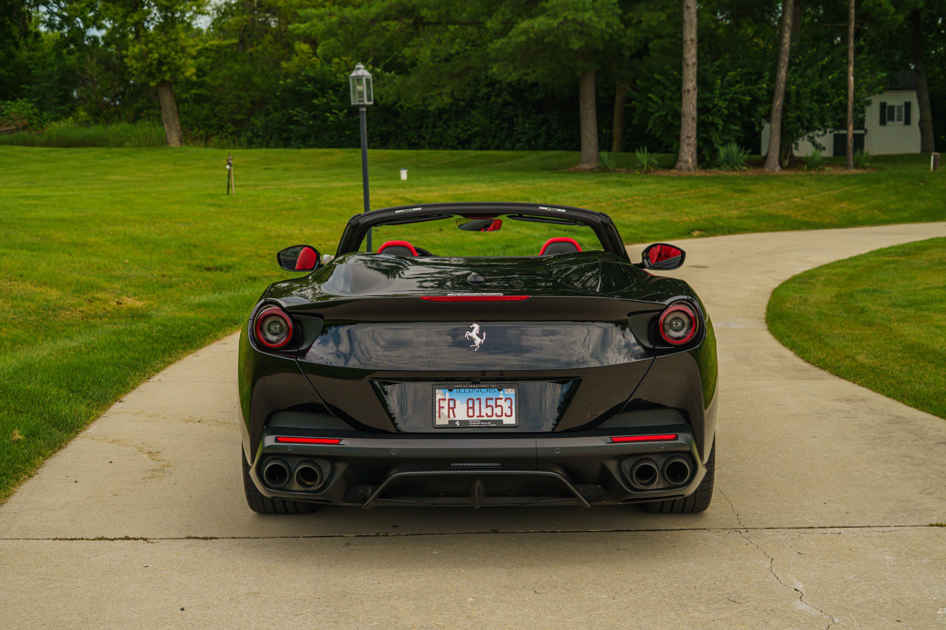 Used 2019 Ferrari Portofino RWD image 33