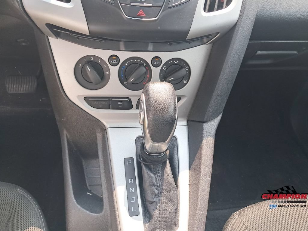 Used 2014 Ford Focus SE FWD image 17