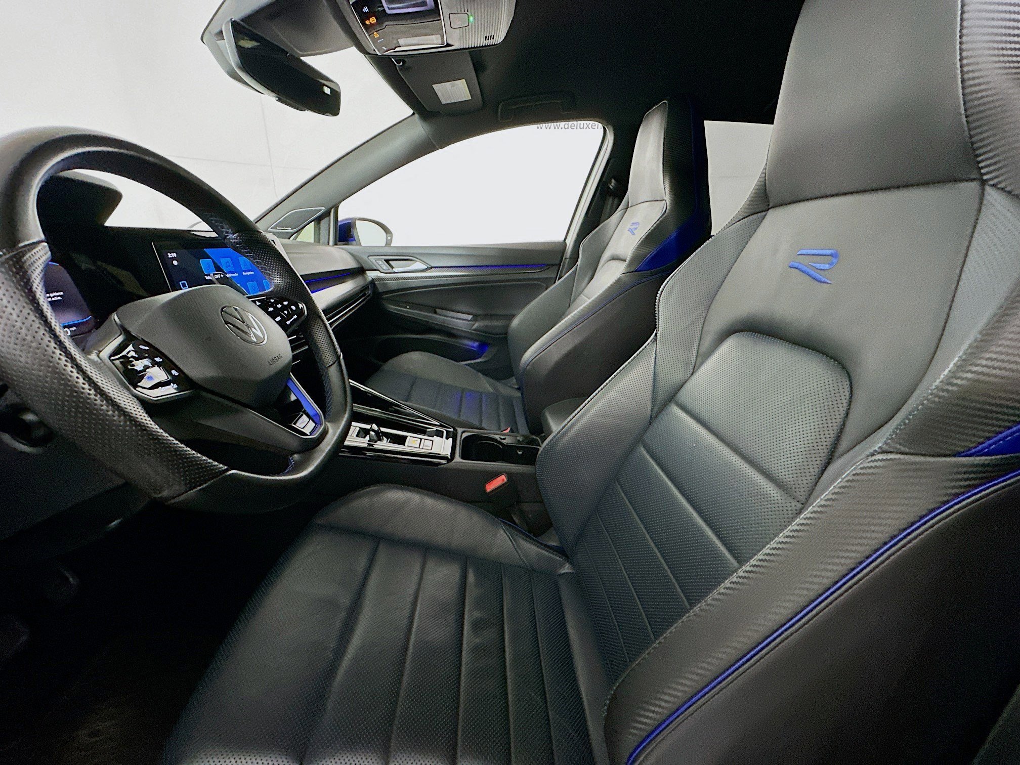 Used 2023 Volkswagen Golf 20th Anniversary Edition image 18