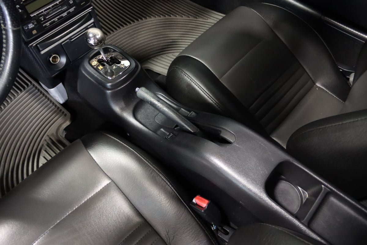 Used 2004 Toyota MR2 RWD image 51