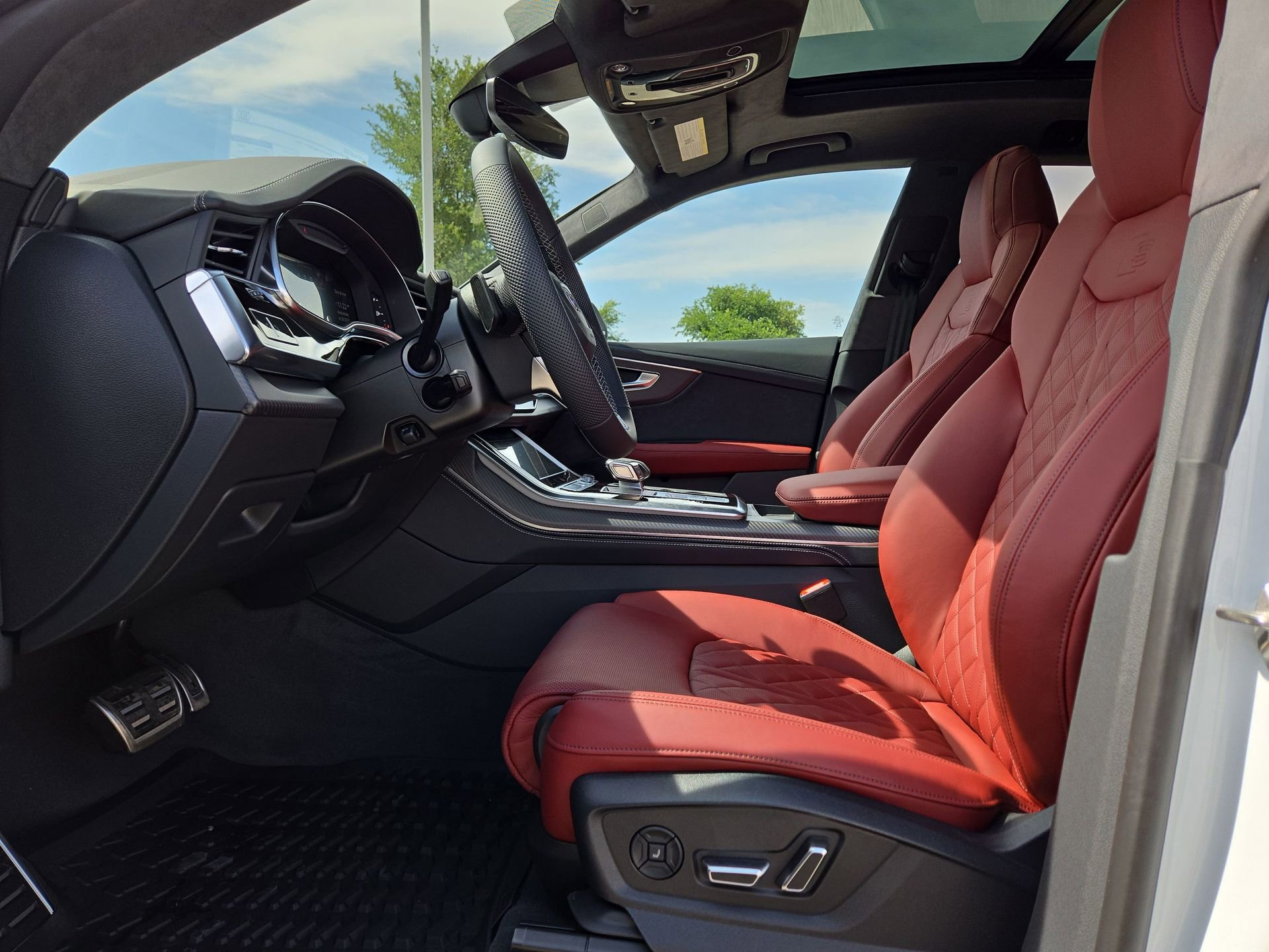 New 2026 Audi SQ8 Prestige AWD/4WD image 16
