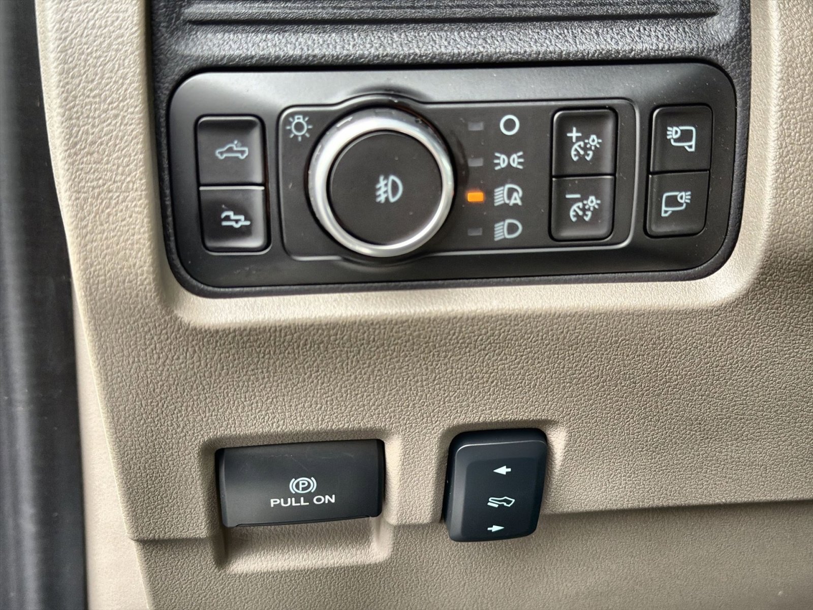 New 2026 Ford F450 Platinum w/ Platinum Plus Package image 35