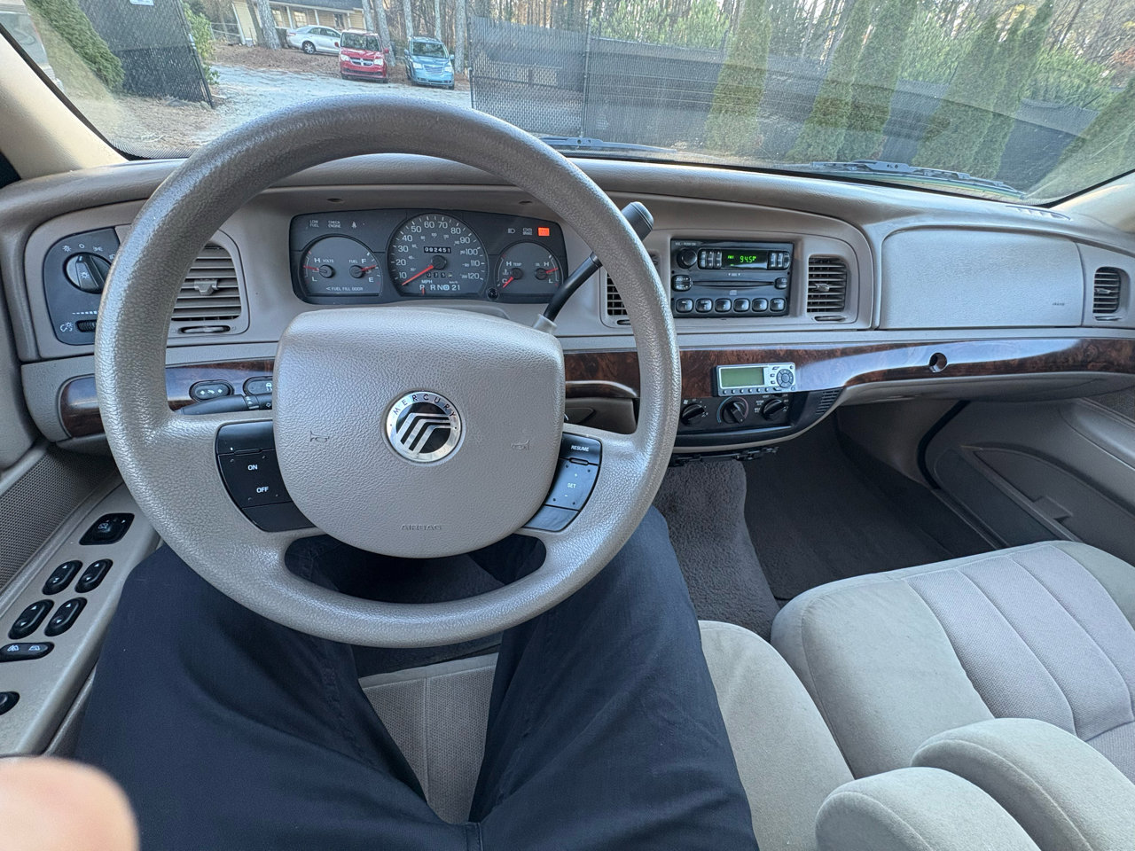 Used 2005 Mercury Grand Marquis GS image 19