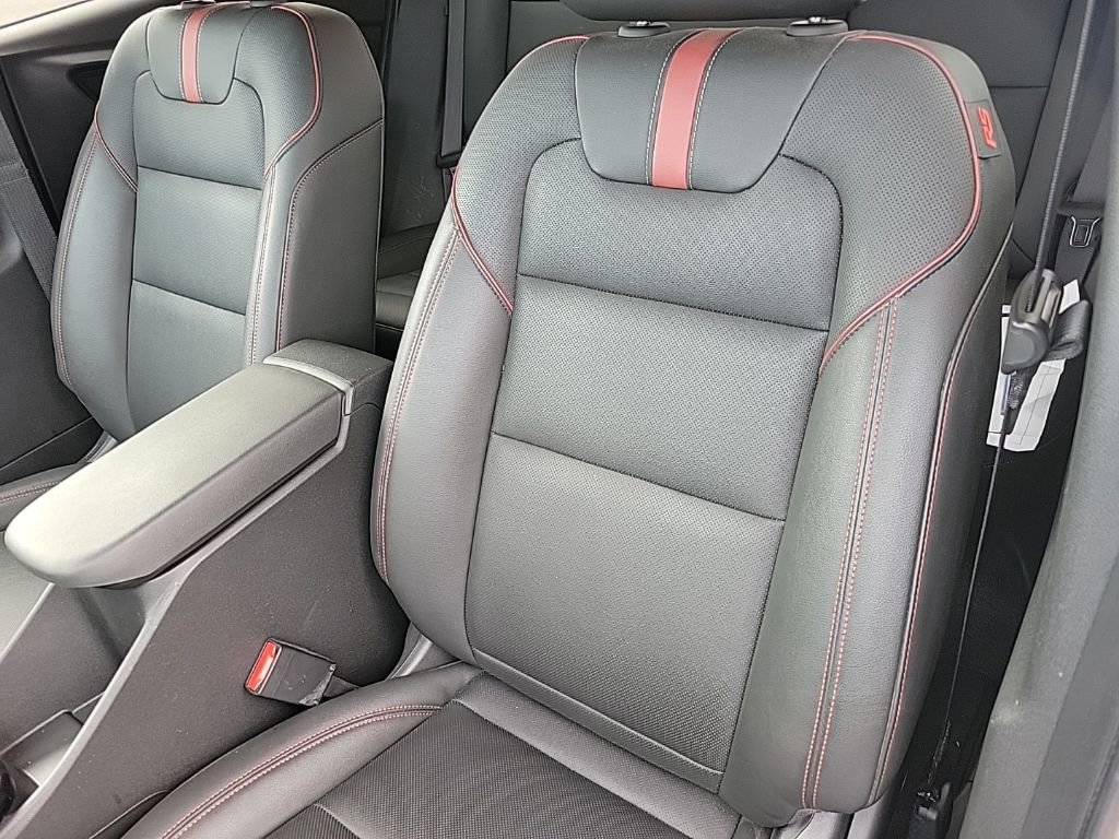 Used 2024 Chevrolet Trax RS image 11