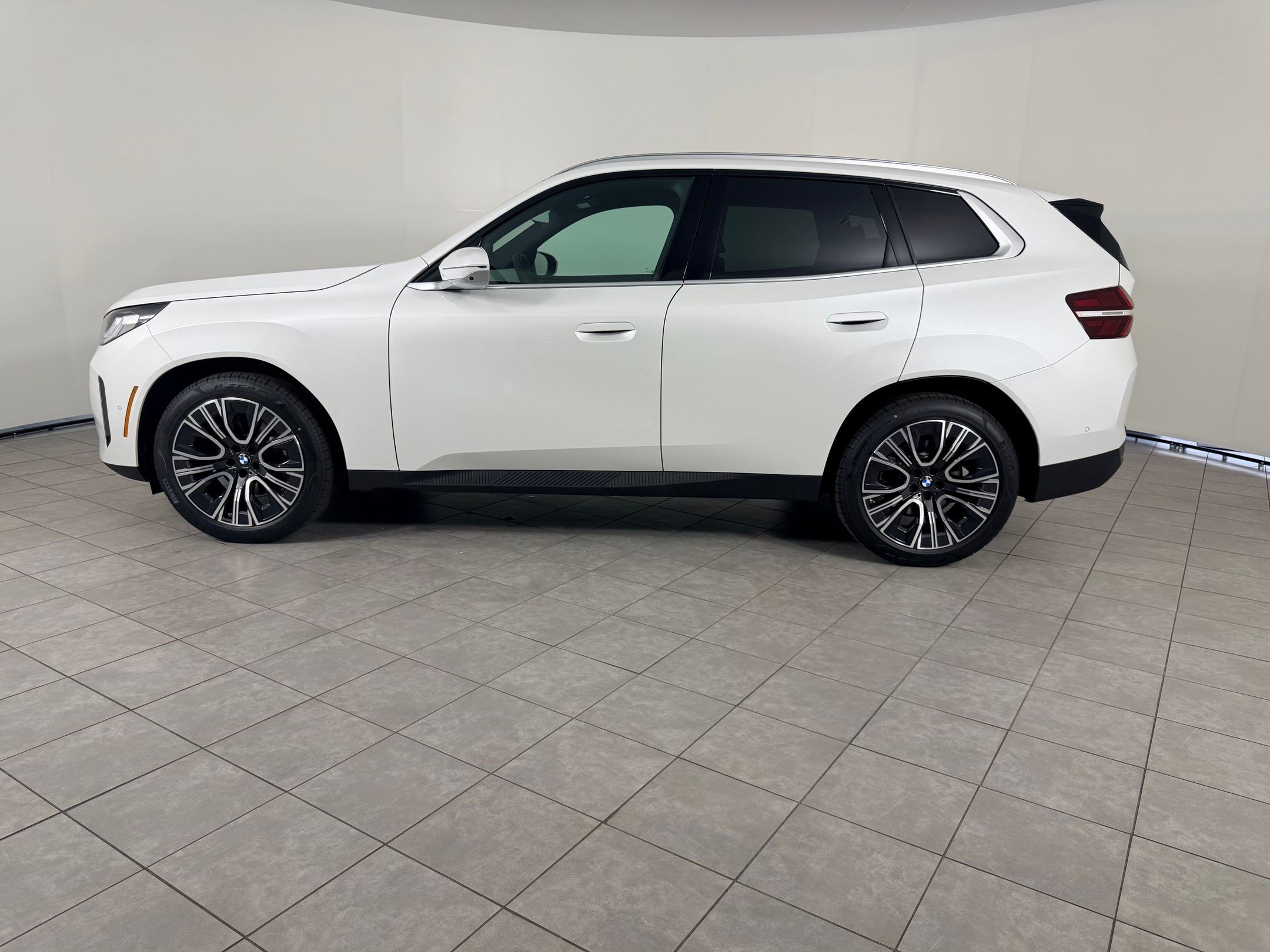 New 2026 BMW X3 xDrive30 w/ Premium Package AWD/4WD image 2