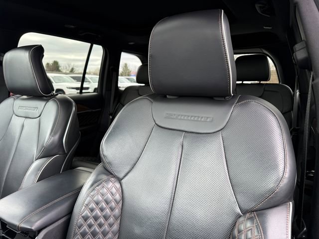 Used 2022 Jeep Grand Cherokee Summit image 14