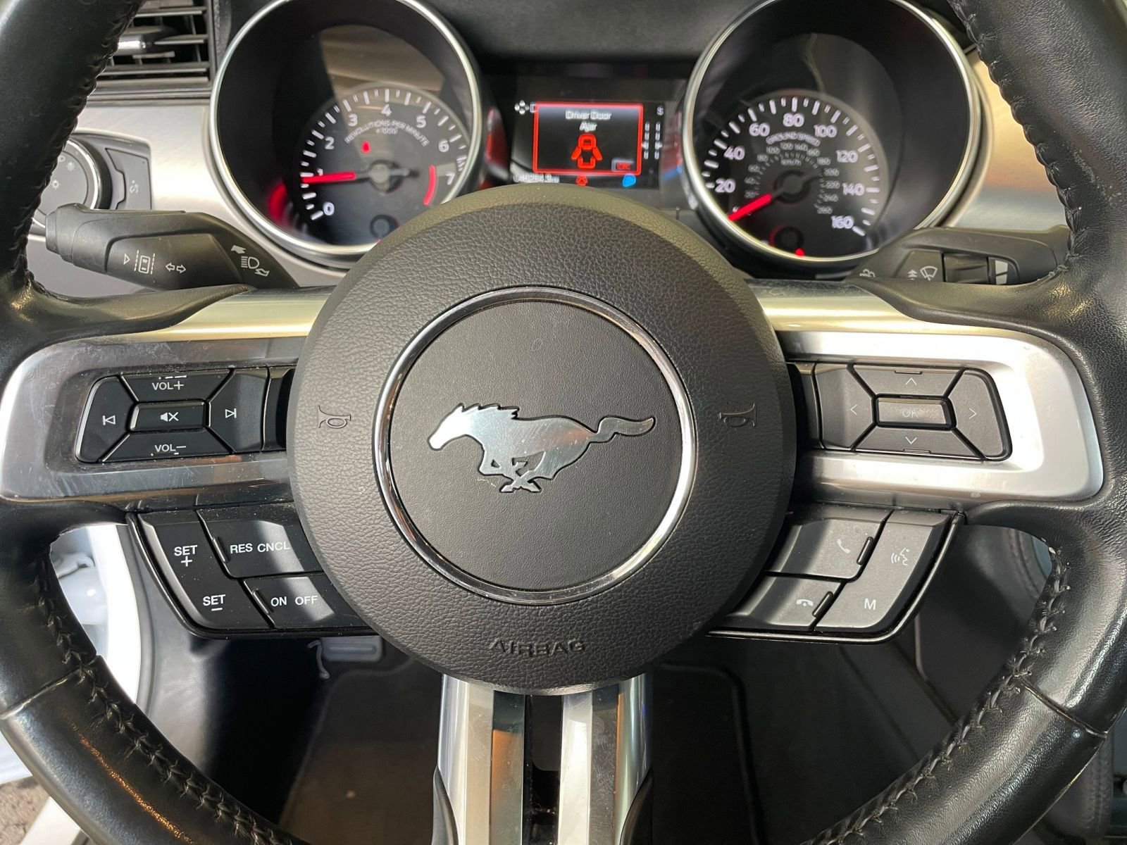 Used 2023 Ford Mustang Premium image 27