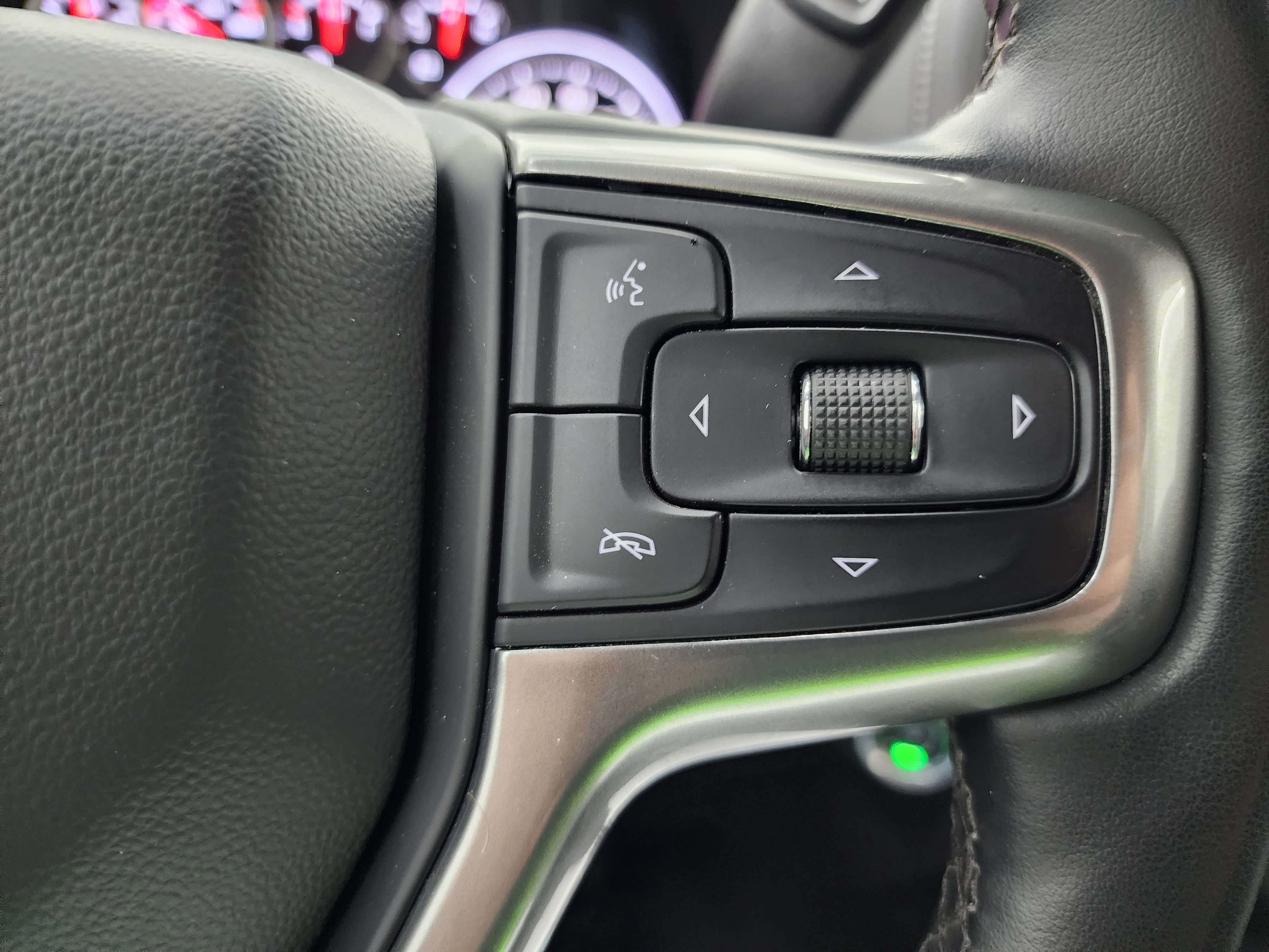 Used 2023 Chevrolet Silverado 3500 LTZ w/ Gooseneck/5TH Wheel Package AWD/4WD image 17