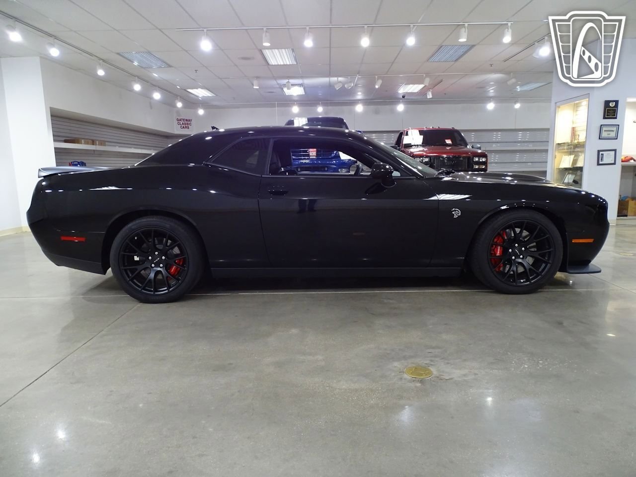 Used 2015 Dodge Challenger SRT Hellcat RWD image 19