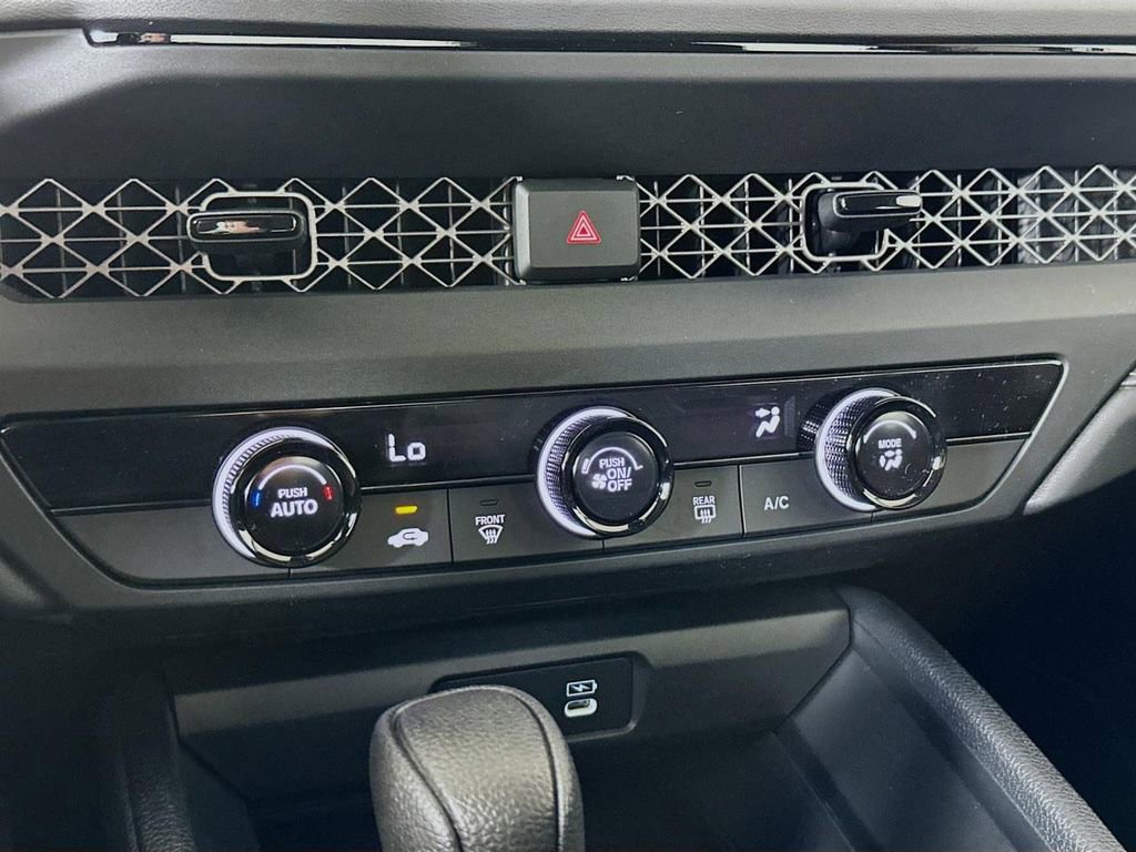 Certified 2025 Honda Accord LX image 14