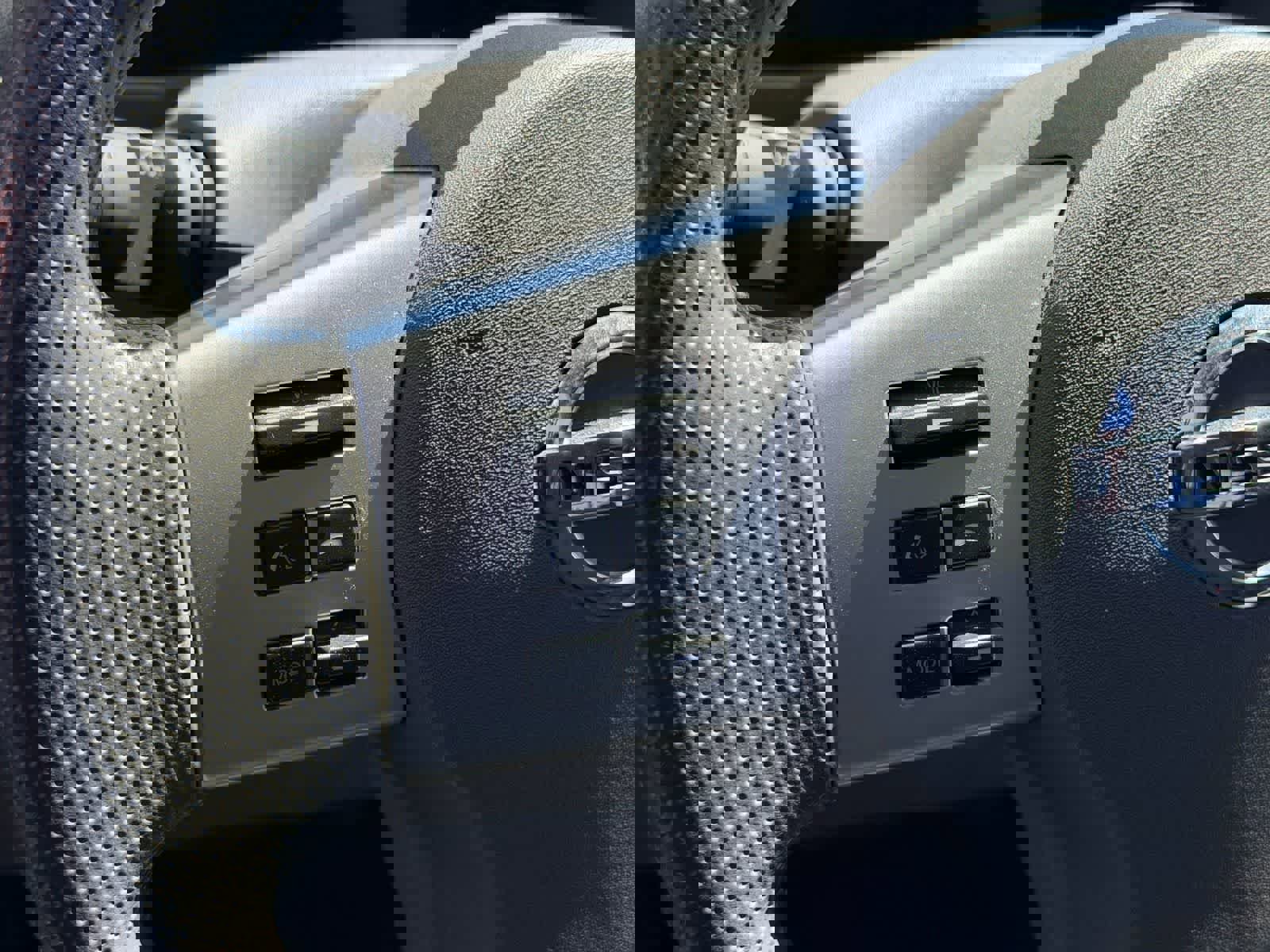 Certified 2020 Nissan Frontier SV image 13