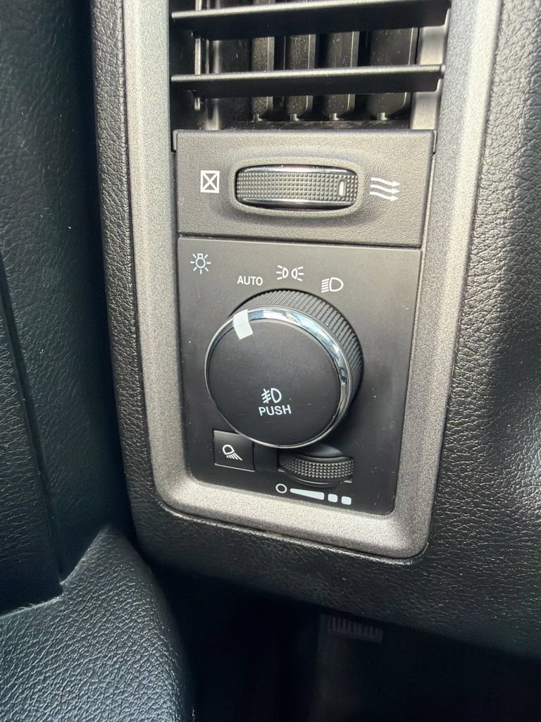 Used 2021 RAM 1500 Express w/ Wheel & Sound Group AWD/4WD image 12