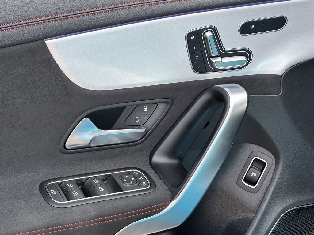Certified 2025 Mercedes-Benz CLA 250 4MATIC image 12