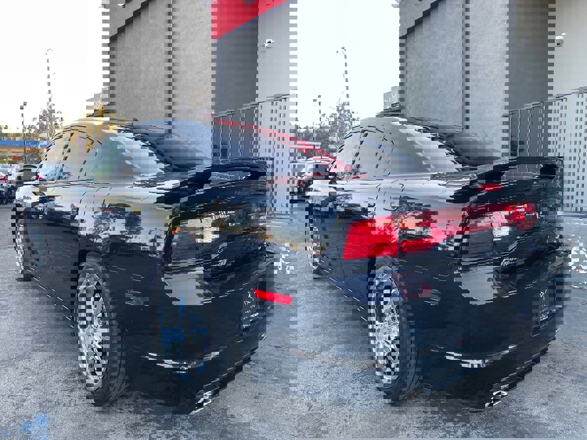 Used 2013 Dodge Charger R/T image 7