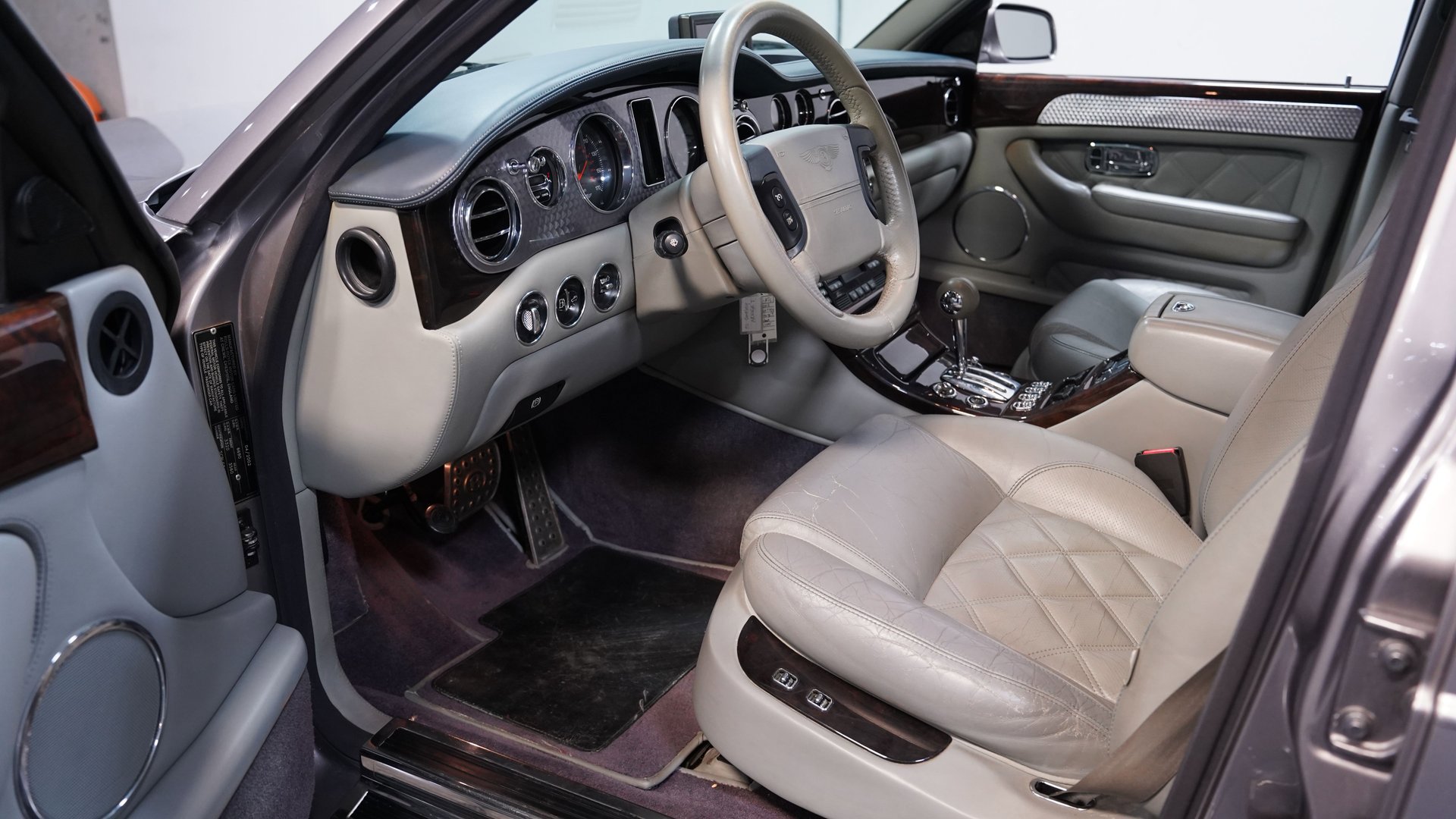 Used 2002 Bentley Arnage T image 4