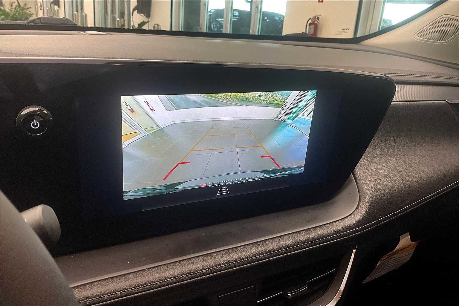 Used 2024 Buick Encore GX Sport Touring w/ Comfort Package image 27