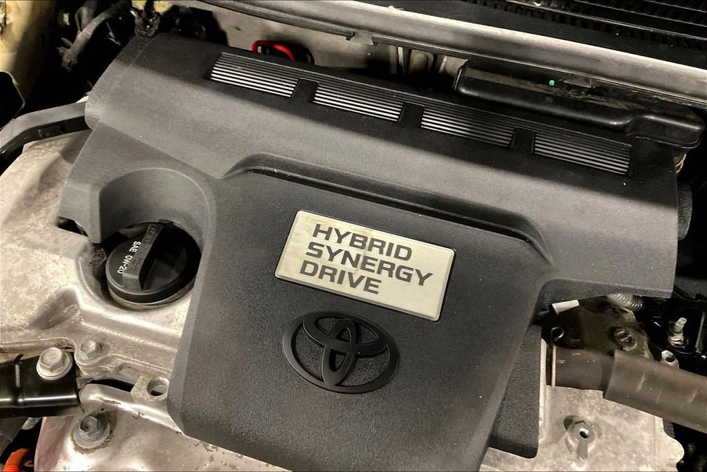 Used 2016 Toyota Avalon XLE Plus FWD image 30