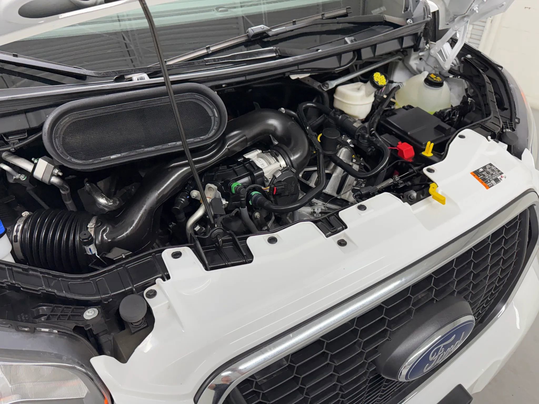 Used 2025 Ford Transit 350 XLT image 46