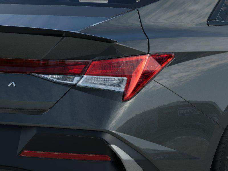 New 2026 Hyundai Elantra SEL Sport FWD image 10