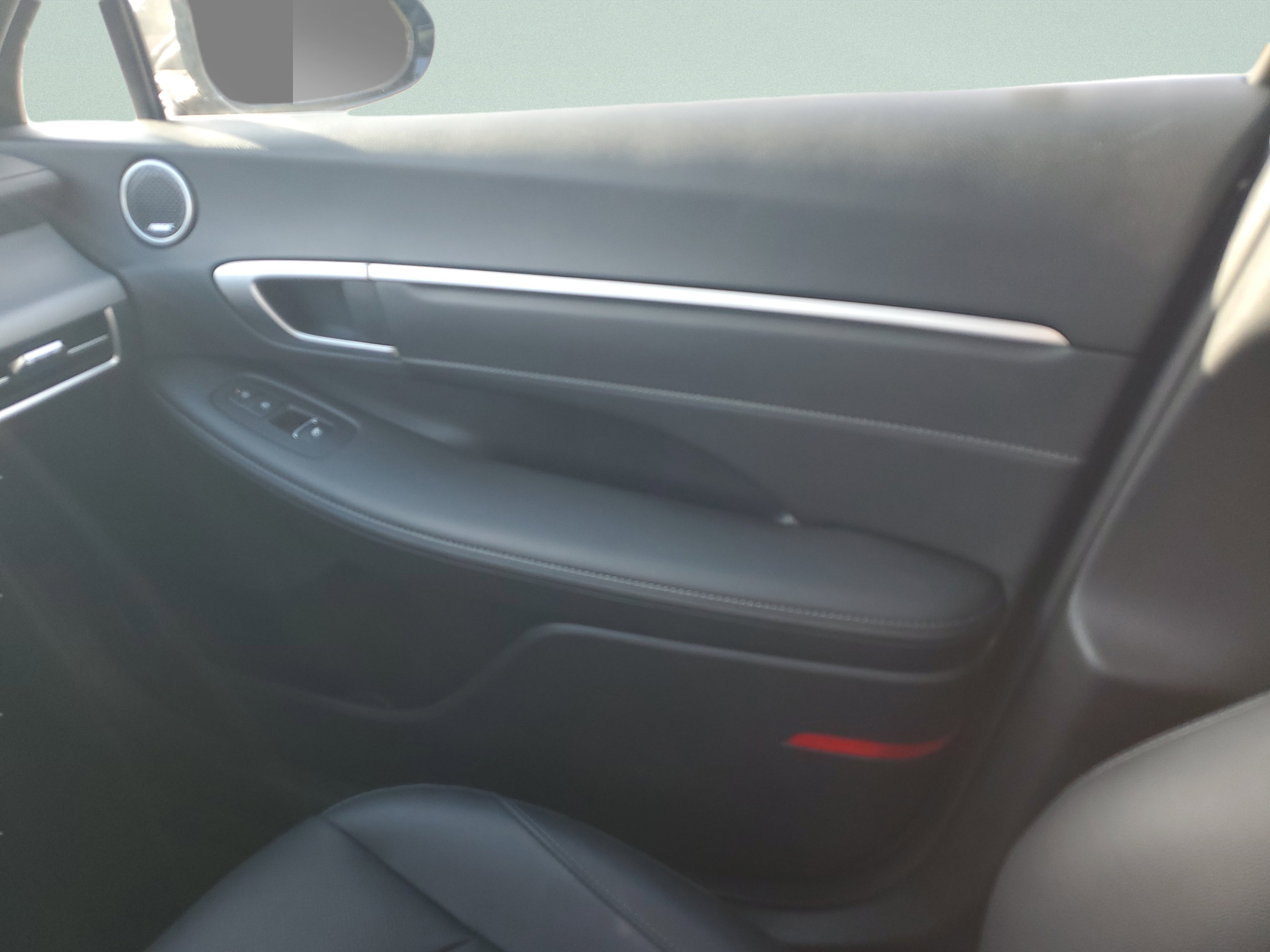 Certified 2025 Hyundai Sonata Limited FWD image 13
