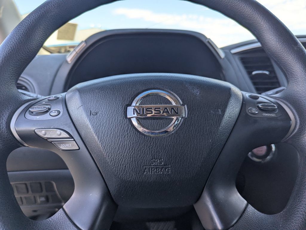 Used 2014 Nissan Pathfinder S FWD image 19