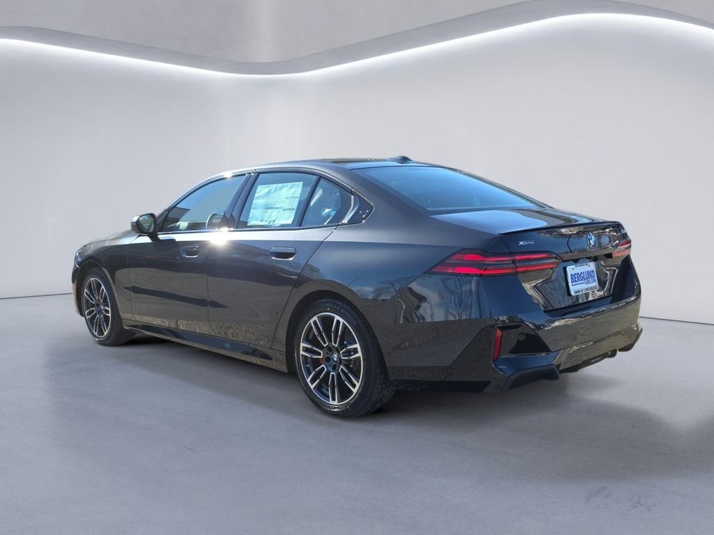 New 2026 BMW 530i xDrive w/ M Sport Package image 5