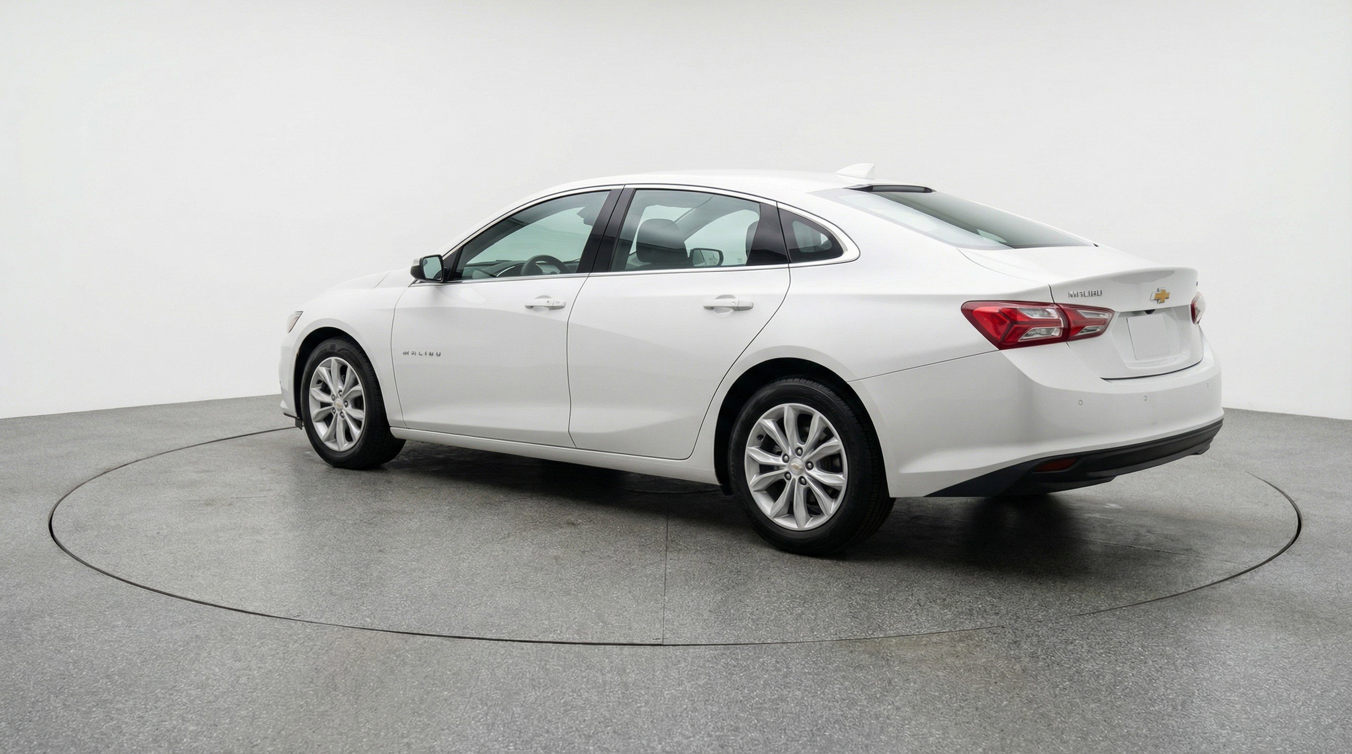 Used 2024 Chevrolet Malibu LT FWD image 6