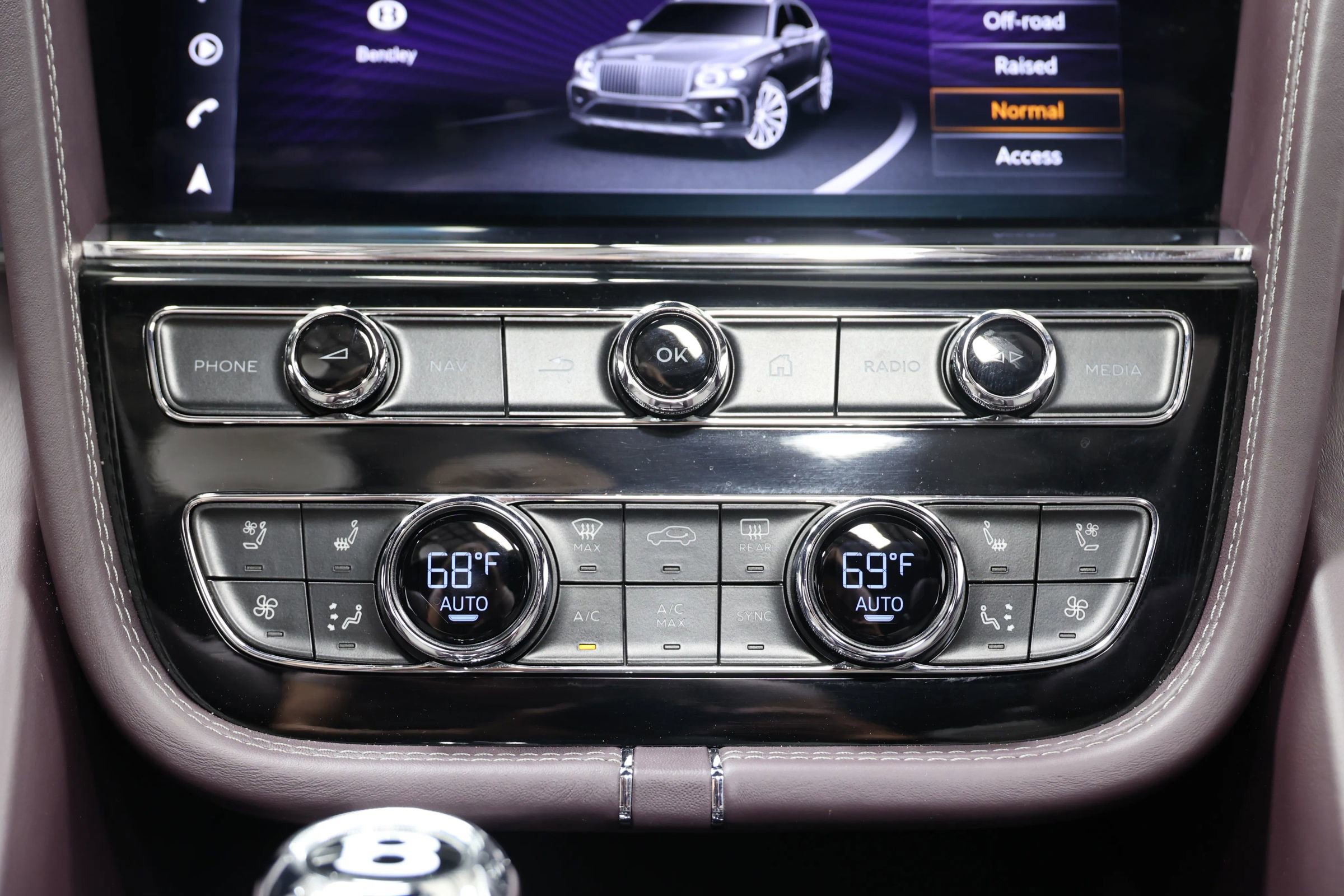 Used 2023 Bentley Bentayga Extended Wheelbase image 44