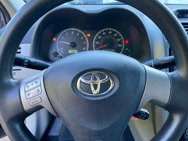 Used 2012 Toyota Corolla LE FWD image 17