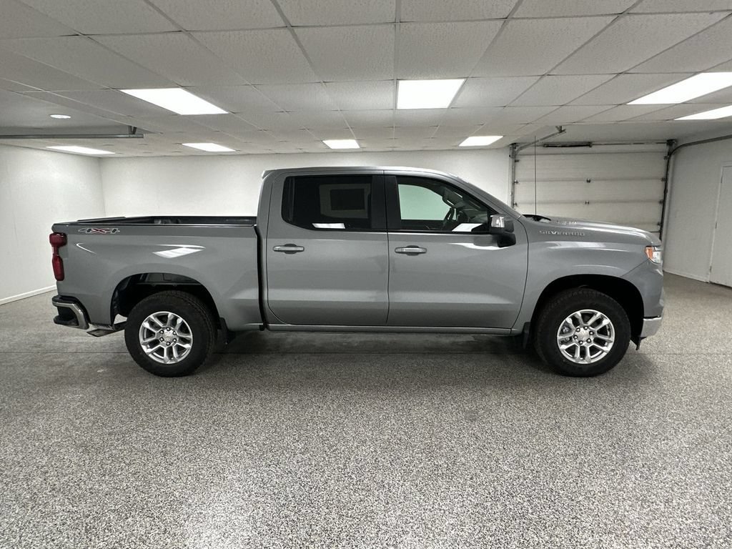 New 2026 Chevrolet Silverado 1500 LT AWD/4WD image 9