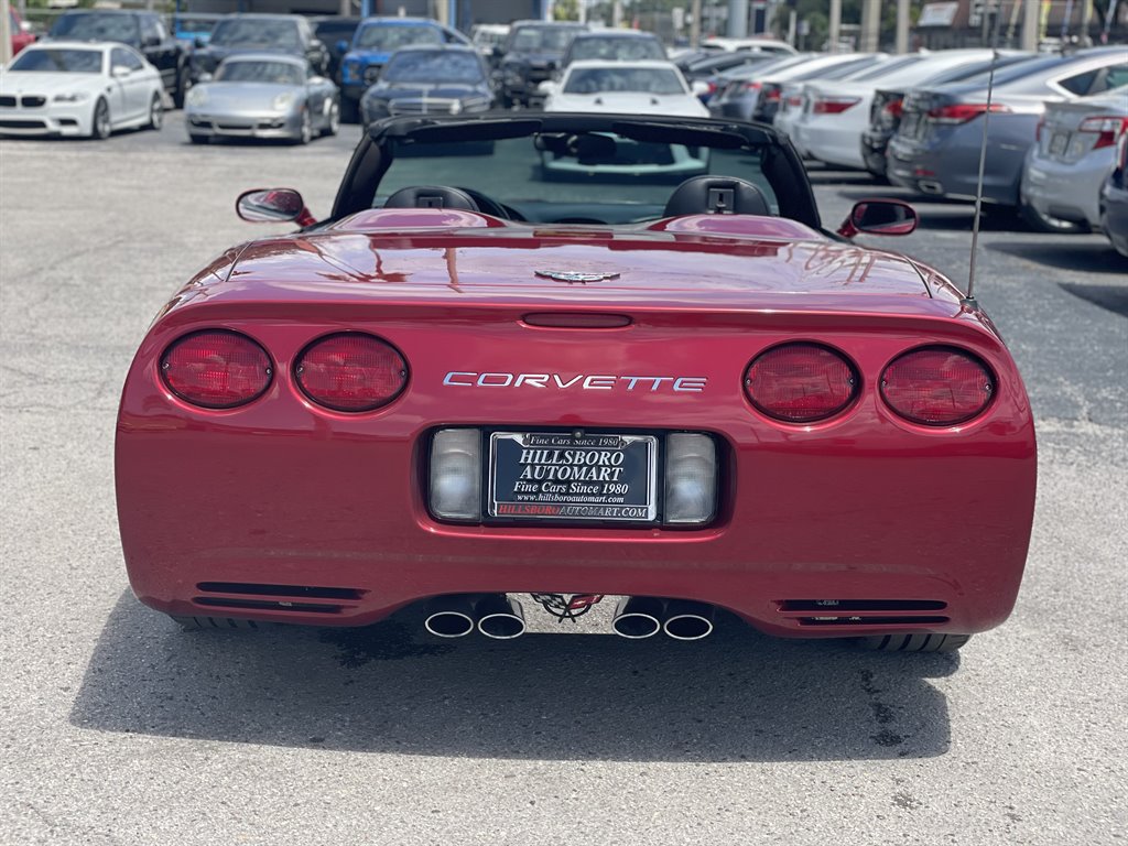 Used 2002 Chevrolet Corvette Convertible w/ Preferred Equipment Group2 RWD image 9