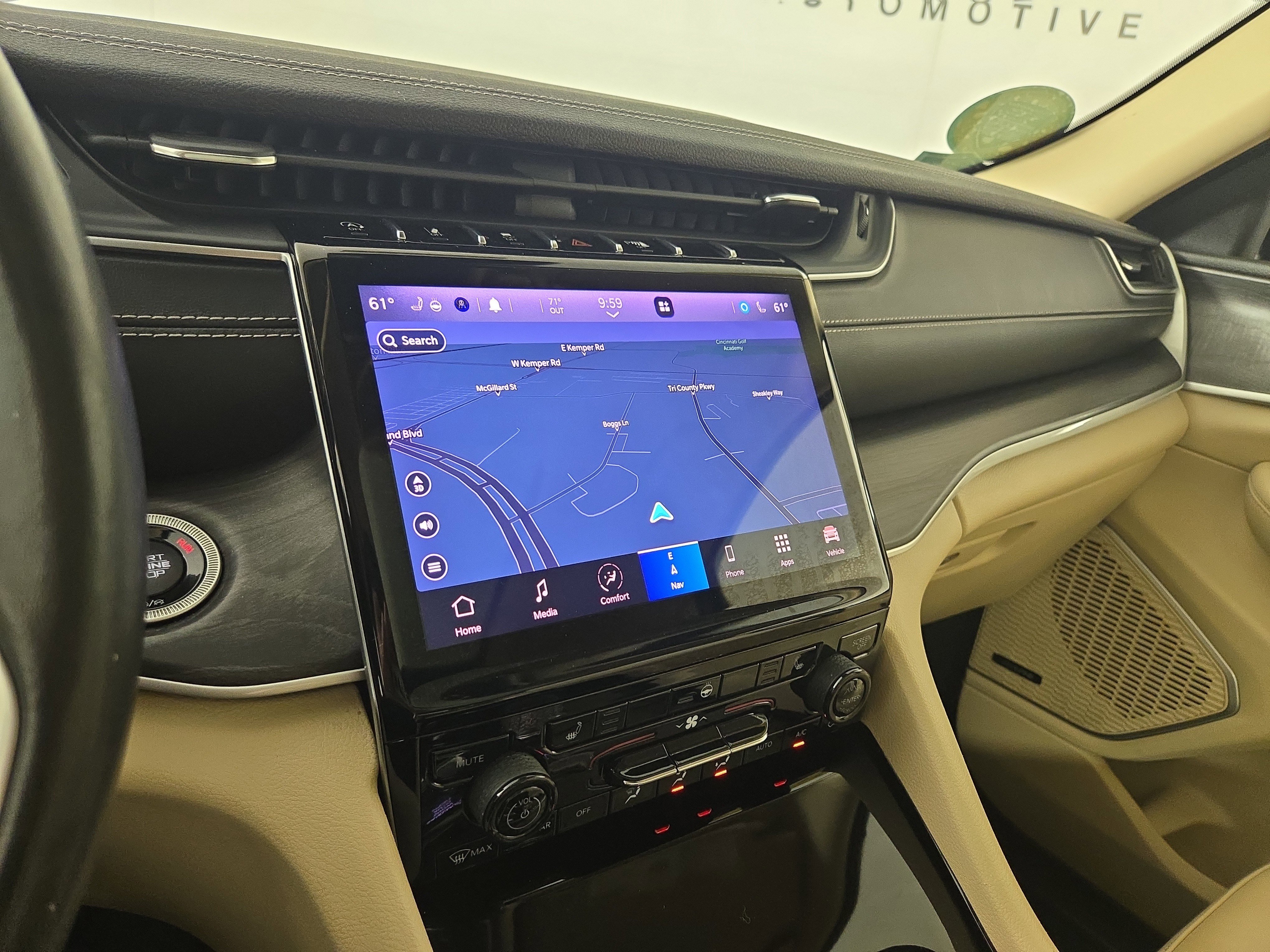 Used 2021 Jeep Grand Cherokee L Limited image 21