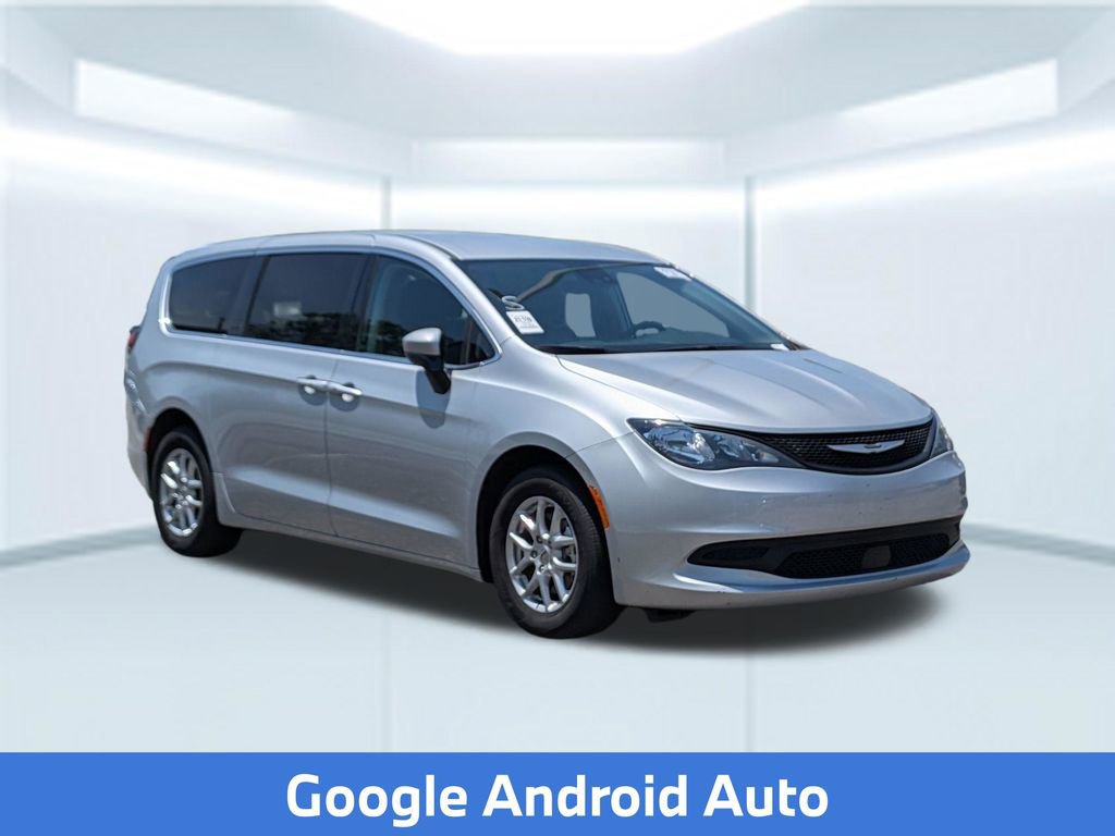 Used 2023 Chrysler Voyager LX FWD image 10