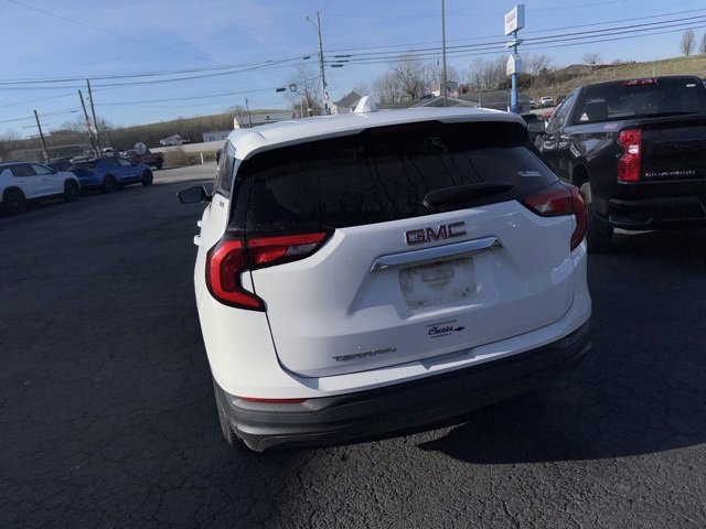 Used 2018 GMC Terrain SLE image 11