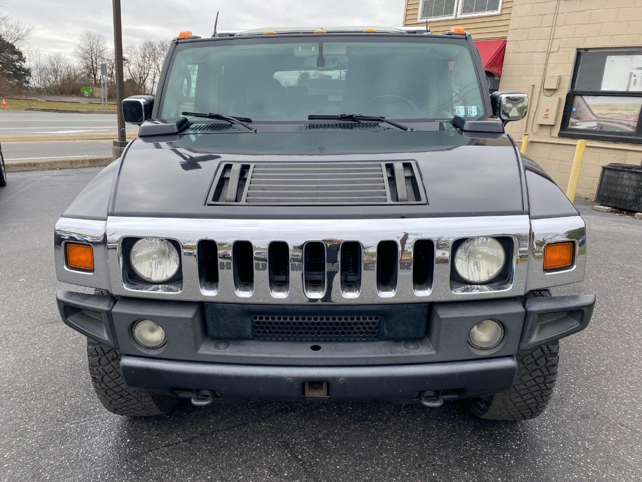Used 2003 HUMMER H2 w/ Preferred Equipment Group image 8